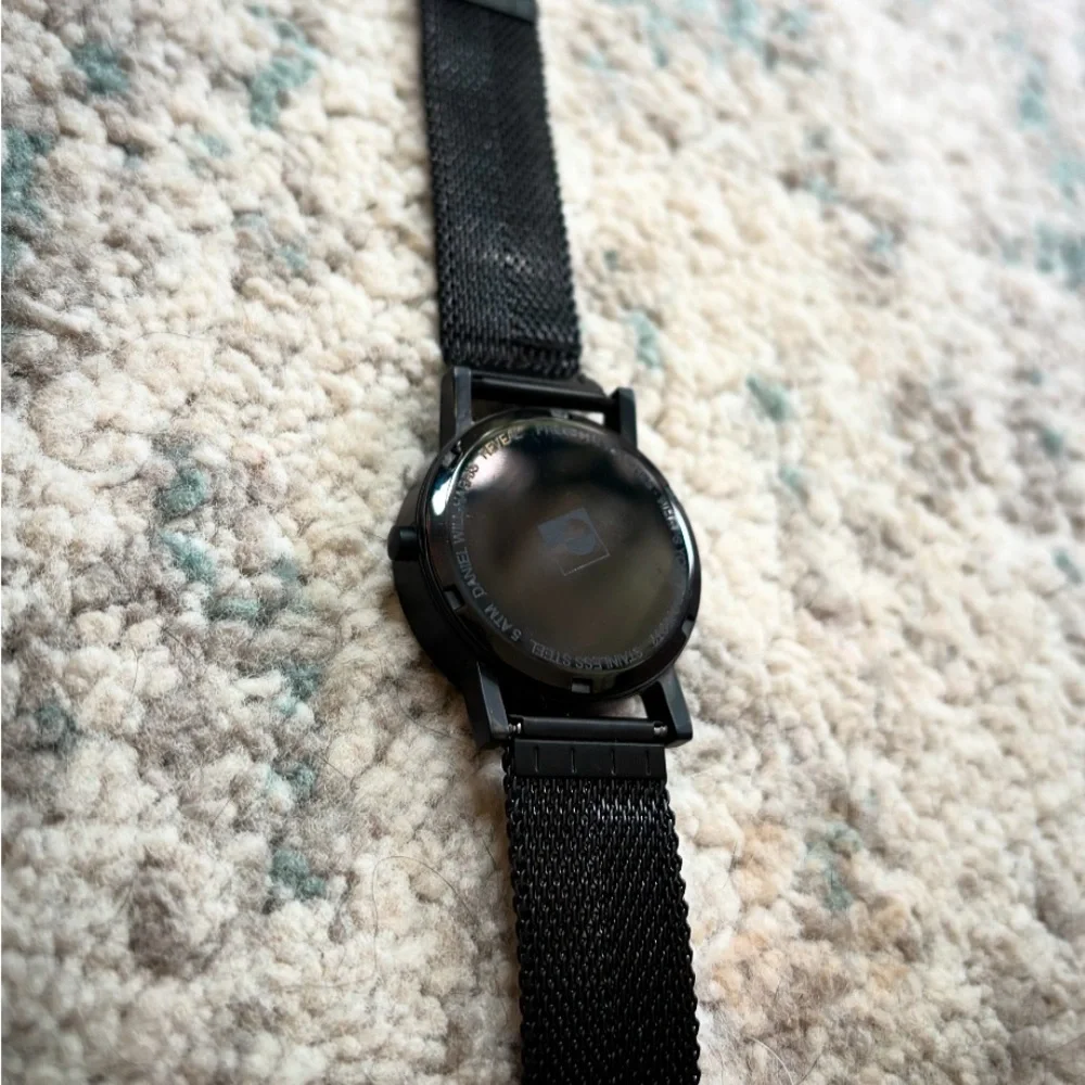 Minimalist Black Mesh Strap Watch